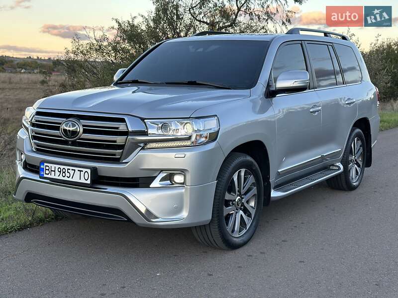 Внедорожник / Кроссовер Toyota Land Cruiser 2016 в Одессе фото 12 Внедорожник / Кроссовер Toyota Land Cruiser 2016 в Одессе