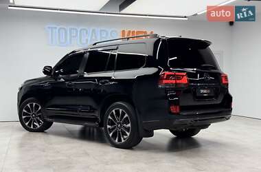 Внедорожник / Кроссовер Toyota Land Cruiser 2018 в 
