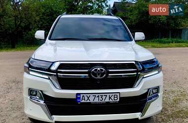 Внедорожник / Кроссовер Toyota Land Cruiser 2012 в Харькове