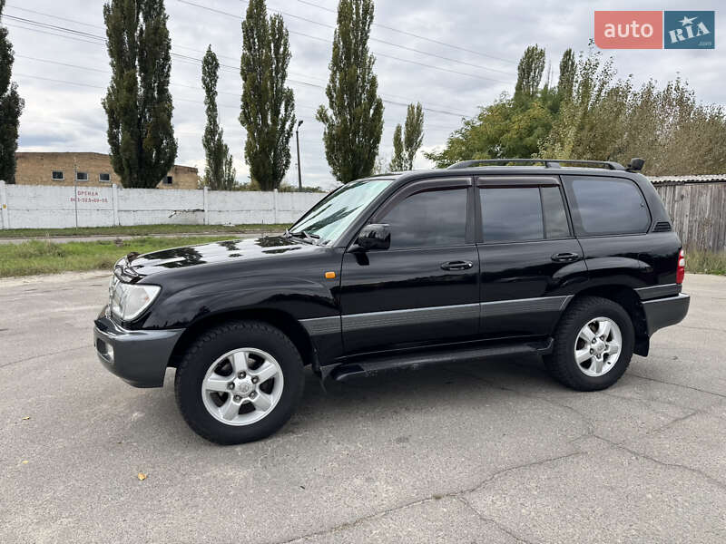 Внедорожник / Кроссовер Toyota Land Cruiser 2003 в Киеве