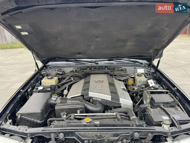 Внедорожник / Кроссовер Toyota Land Cruiser 2003 в Киеве