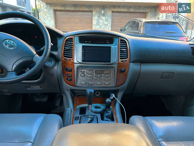 Внедорожник / Кроссовер Toyota Land Cruiser 2007 в Харькове