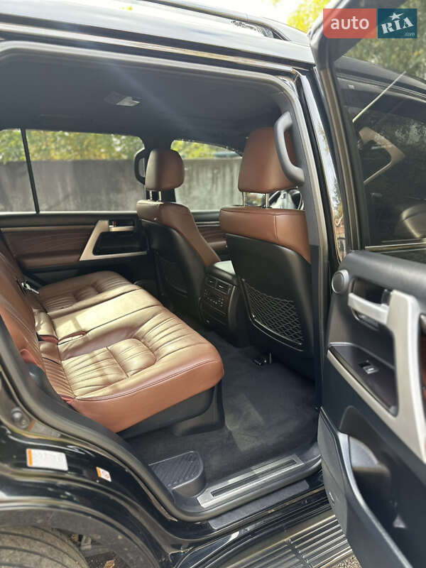Внедорожник / Кроссовер Toyota Land Cruiser 2019 в Киеве