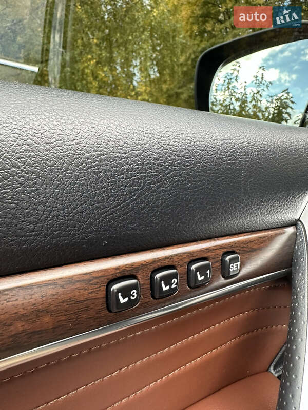 Внедорожник / Кроссовер Toyota Land Cruiser 2019 в Киеве