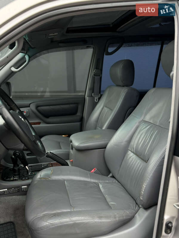Внедорожник / Кроссовер Toyota Land Cruiser 2001 в Киеве фото 10 Внедорожник / Кроссовер Toyota Land Cruiser 2001 в Киеве