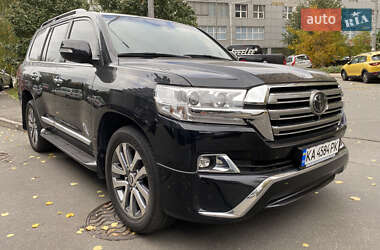 Внедорожник / Кроссовер Toyota Land Cruiser 2017 в Киеве