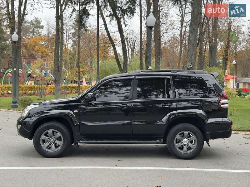 Внедорожник / Кроссовер Toyota Land Cruiser 2008 в Харькове
