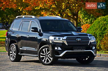 Внедорожник / Кроссовер Toyota Land Cruiser 2017 в Днепре