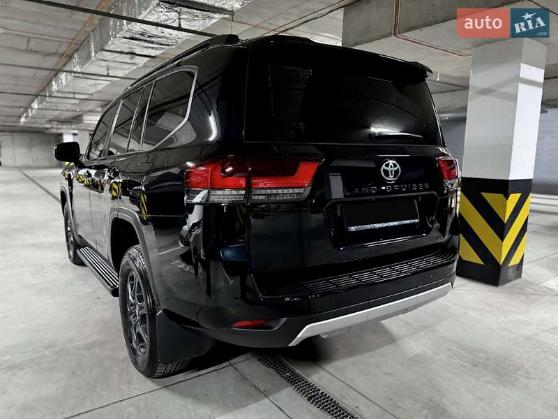 Внедорожник / Кроссовер Toyota Land Cruiser 2023 в Днепре
