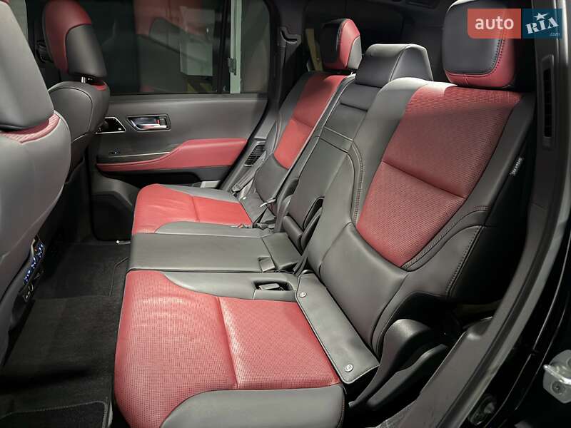 Внедорожник / Кроссовер Toyota Land Cruiser 2023 в Днепре