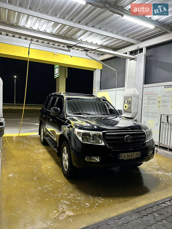 Внедорожник / Кроссовер Toyota Land Cruiser 2008 в Сумах