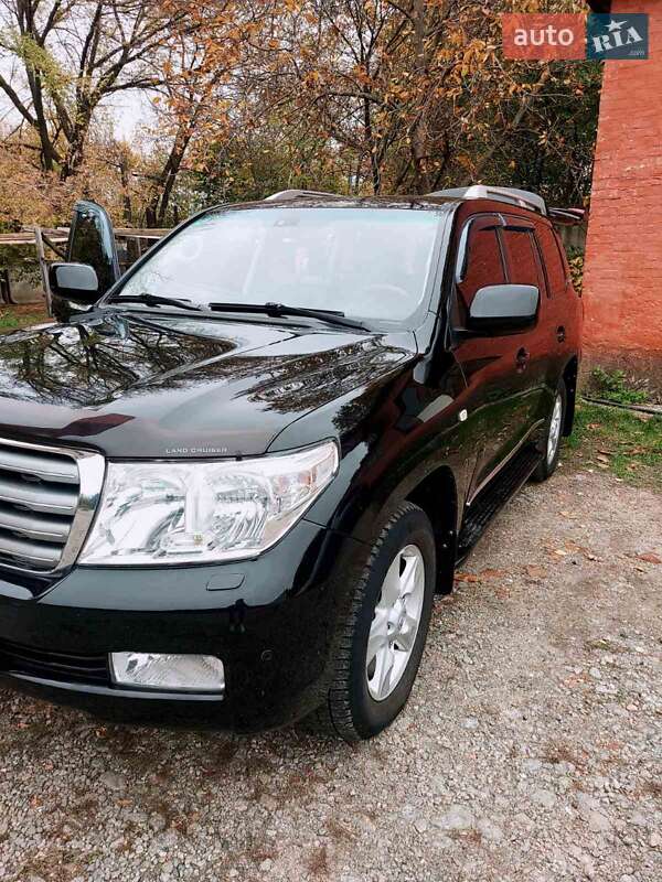 Внедорожник / Кроссовер Toyota Land Cruiser 2011 в Умани фото 3 Внедорожник / Кроссовер Toyota Land Cruiser 2011 в Умани