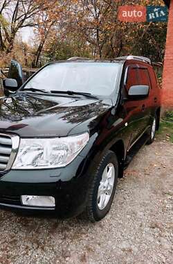 Внедорожник / Кроссовер Toyota Land Cruiser 2011 в 