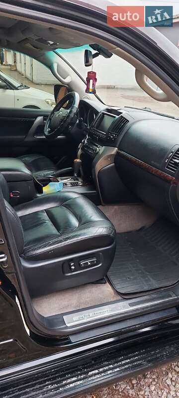 Внедорожник / Кроссовер Toyota Land Cruiser 2011 в Умани фото 9 Внедорожник / Кроссовер Toyota Land Cruiser 2011 в Умани