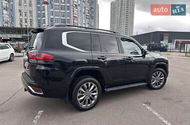Внедорожник / Кроссовер Toyota Land Cruiser 2023 в 