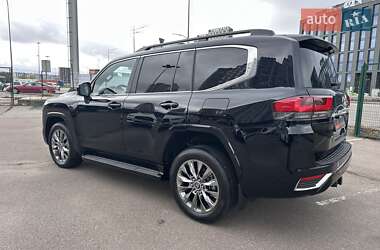 Внедорожник / Кроссовер Toyota Land Cruiser 2023 в 