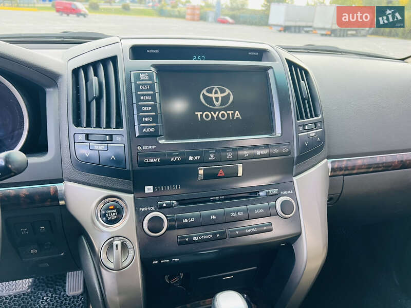 Позашляховик / Кросовер Toyota Land Cruiser 2008 в Ужгороді фото 24 Позашляховик / Кросовер Toyota Land Cruiser 2008 в Ужгороді