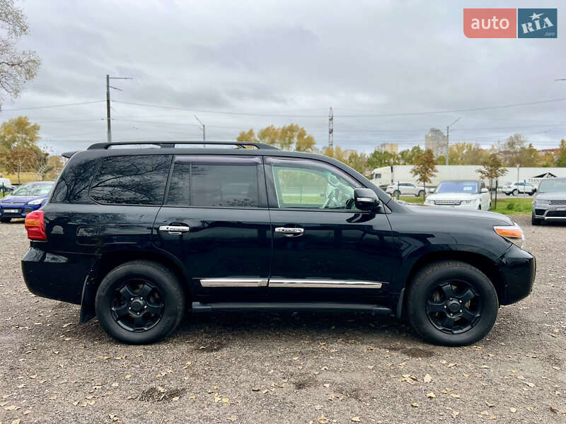 Внедорожник / Кроссовер Toyota Land Cruiser 2012 в Киеве