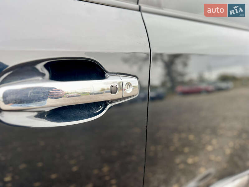 Внедорожник / Кроссовер Toyota Land Cruiser 2012 в Киеве