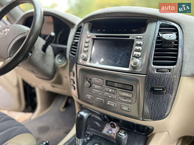 Внедорожник / Кроссовер Toyota Land Cruiser 2005 в Ровно фото 42 Внедорожник / Кроссовер Toyota Land Cruiser 2005 в Ровно