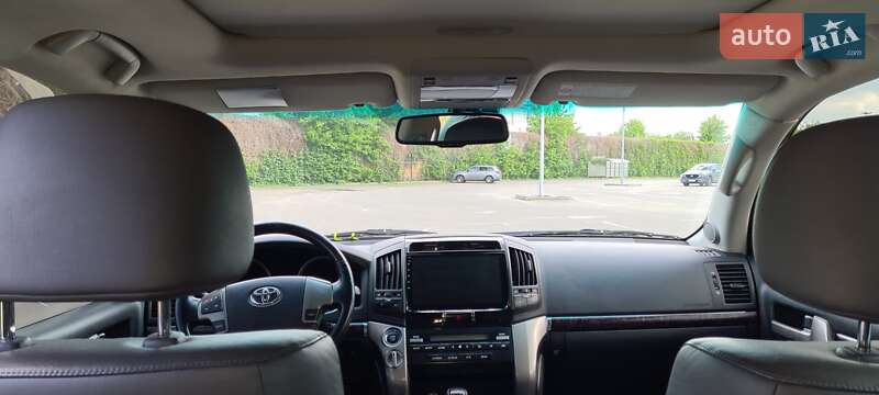 Внедорожник / Кроссовер Toyota Land Cruiser 2008 в Киеве фото 16 Внедорожник / Кроссовер Toyota Land Cruiser 2008 в Киеве