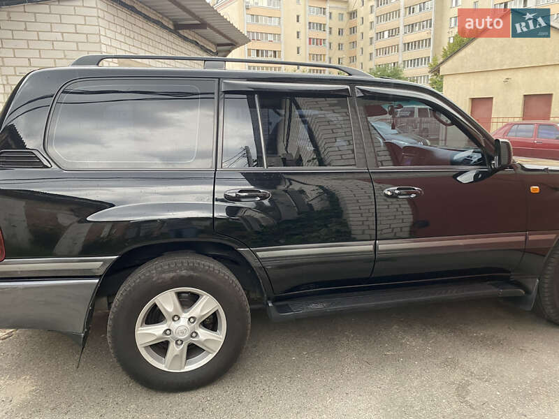 Внедорожник / Кроссовер Toyota Land Cruiser 2006 в Новых Петровцах фото 11 Внедорожник / Кроссовер Toyota Land Cruiser 2006 в Новых Петровцах
