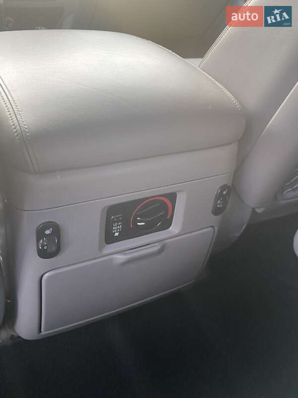 Внедорожник / Кроссовер Toyota Land Cruiser 2006 в Новых Петровцах фото 15 Внедорожник / Кроссовер Toyota Land Cruiser 2006 в Новых Петровцах