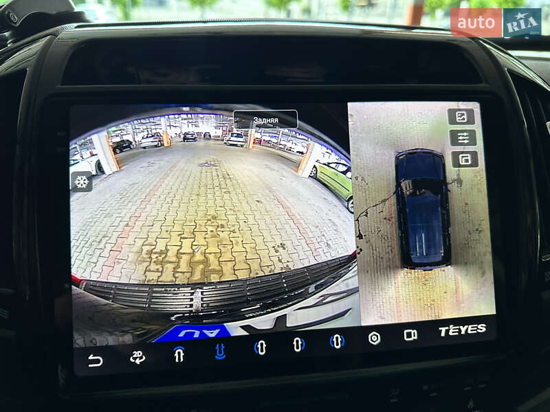 Внедорожник / Кроссовер Toyota Land Cruiser 2012 в Киеве фото 13 Внедорожник / Кроссовер Toyota Land Cruiser 2012 в Киеве