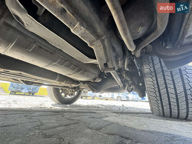 Внедорожник / Кроссовер Toyota Land Cruiser 2012 в Киеве фото 17 Внедорожник / Кроссовер Toyota Land Cruiser 2012 в Киеве