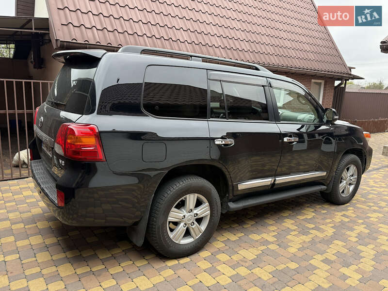 Внедорожник / Кроссовер Toyota Land Cruiser 2013 в Киеве