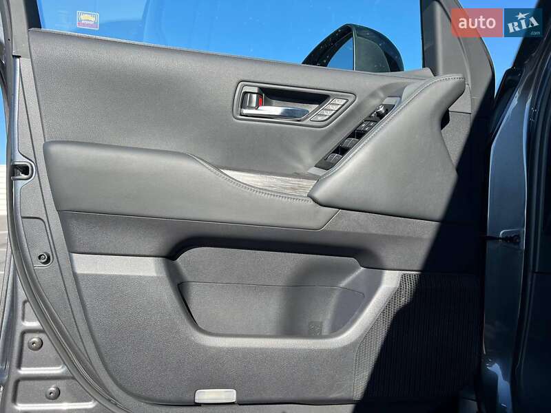 Внедорожник / Кроссовер Toyota Land Cruiser 2022 в Львове