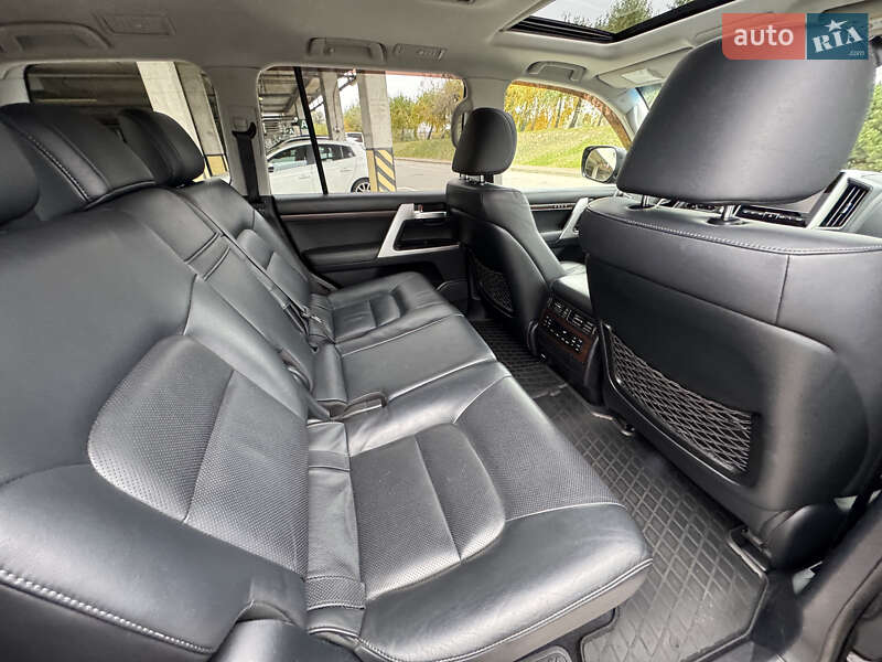 Внедорожник / Кроссовер Toyota Land Cruiser 2016 в Киеве