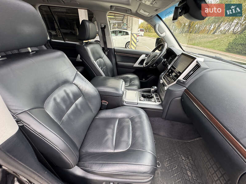 Внедорожник / Кроссовер Toyota Land Cruiser 2016 в Киеве