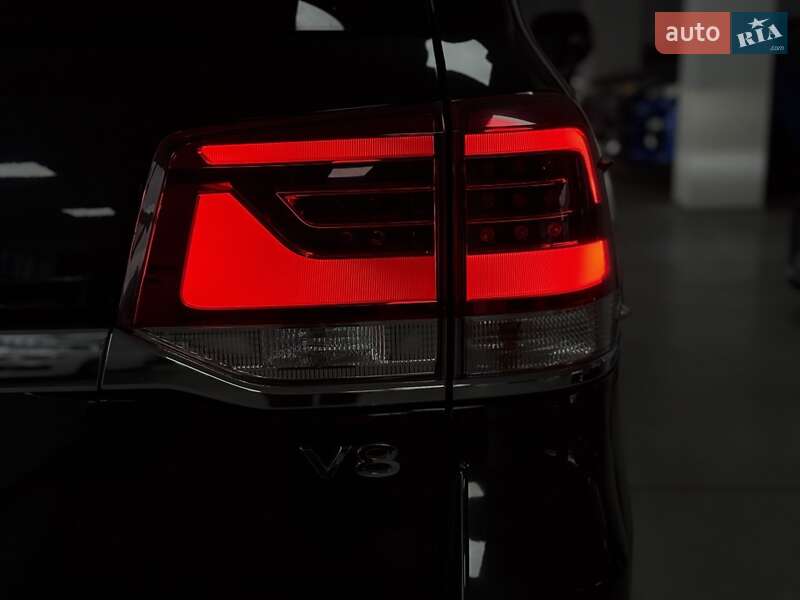 Внедорожник / Кроссовер Toyota Land Cruiser 2017 в Полтаве фото 5 Внедорожник / Кроссовер Toyota Land Cruiser 2017 в Полтаве