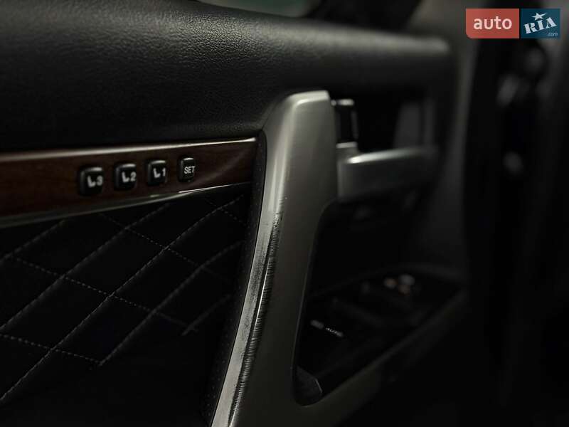 Внедорожник / Кроссовер Toyota Land Cruiser 2017 в Полтаве фото 16 Внедорожник / Кроссовер Toyota Land Cruiser 2017 в Полтаве