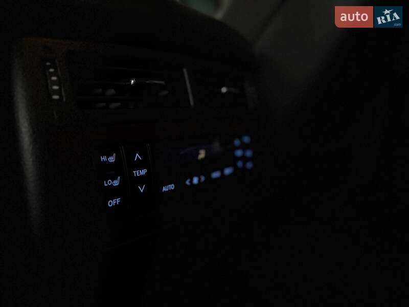 Внедорожник / Кроссовер Toyota Land Cruiser 2017 в Полтаве фото 23 Внедорожник / Кроссовер Toyota Land Cruiser 2017 в Полтаве