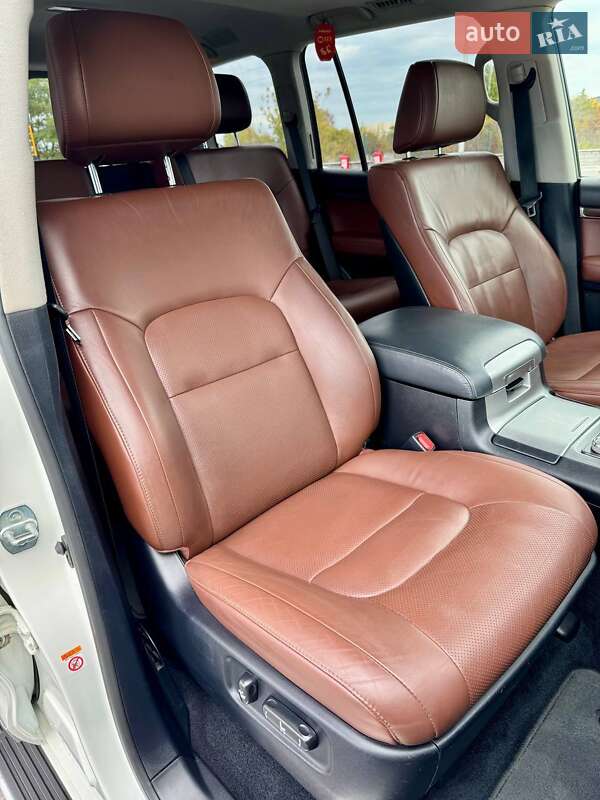 Позашляховик / Кросовер Toyota Land Cruiser 2018 в Одесі фото 19 Позашляховик / Кросовер Toyota Land Cruiser 2018 в Одесі