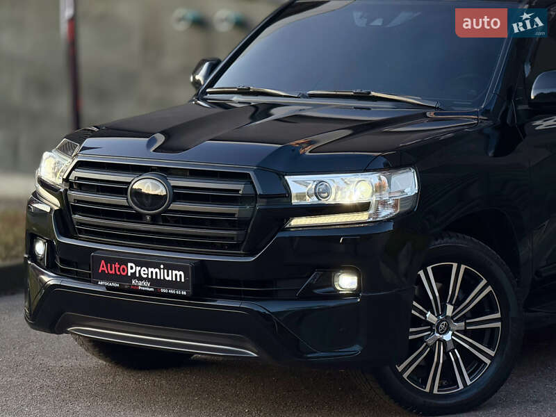 Внедорожник / Кроссовер Toyota Land Cruiser 2015 в Харькове фото 2 Внедорожник / Кроссовер Toyota Land Cruiser 2015 в Харькове