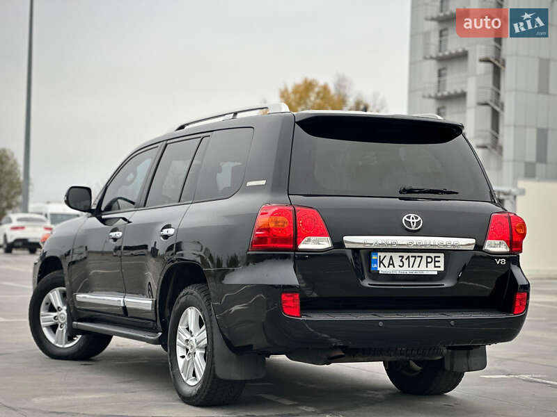 Внедорожник / Кроссовер Toyota Land Cruiser 2014 в Киеве