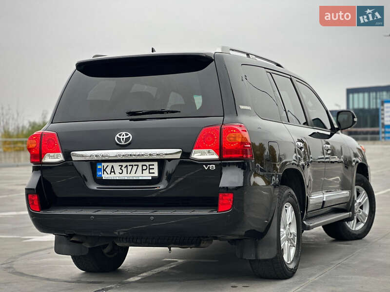 Внедорожник / Кроссовер Toyota Land Cruiser 2014 в Киеве