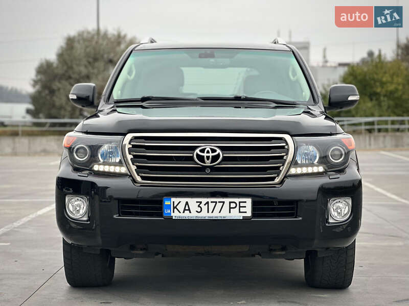 Внедорожник / Кроссовер Toyota Land Cruiser 2014 в Киеве