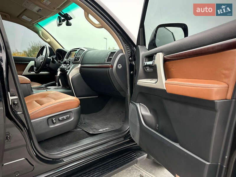 Внедорожник / Кроссовер Toyota Land Cruiser 2014 в Киеве