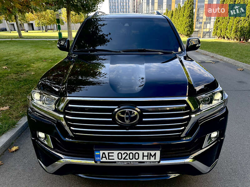 Внедорожник / Кроссовер Toyota Land Cruiser 2017 в Днепре фото 4 Внедорожник / Кроссовер Toyota Land Cruiser 2017 в Днепре