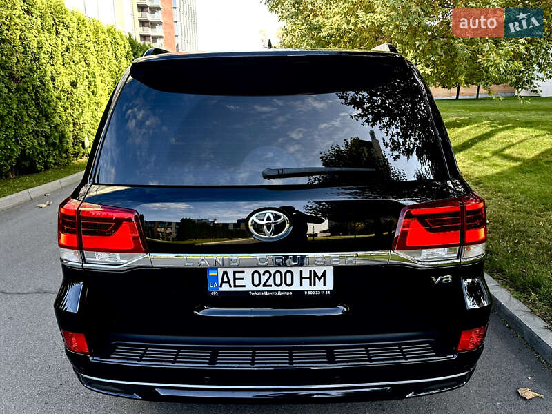 Внедорожник / Кроссовер Toyota Land Cruiser 2017 в Днепре фото 6 Внедорожник / Кроссовер Toyota Land Cruiser 2017 в Днепре