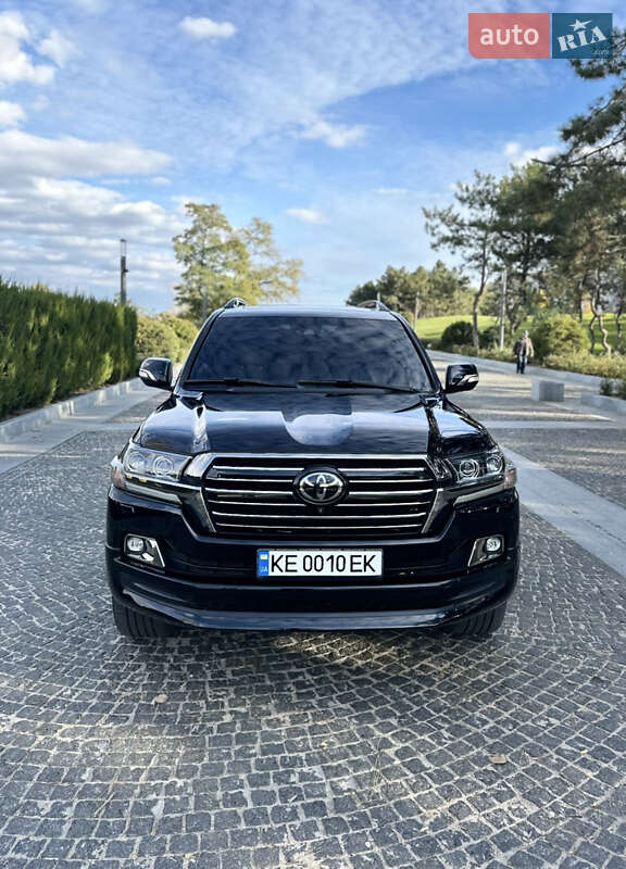 Внедорожник / Кроссовер Toyota Land Cruiser 2018 в Днепре фото 2 Внедорожник / Кроссовер Toyota Land Cruiser 2018 в Днепре