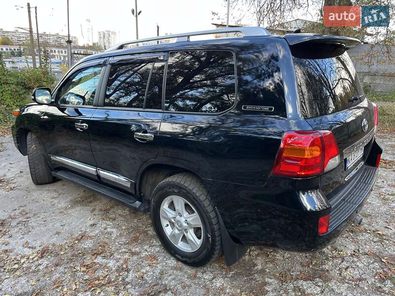 Внедорожник / Кроссовер Toyota Land Cruiser 2014 в Киеве