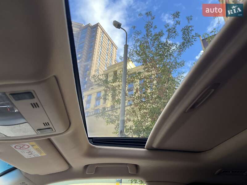 Внедорожник / Кроссовер Toyota Land Cruiser 2014 в Киеве