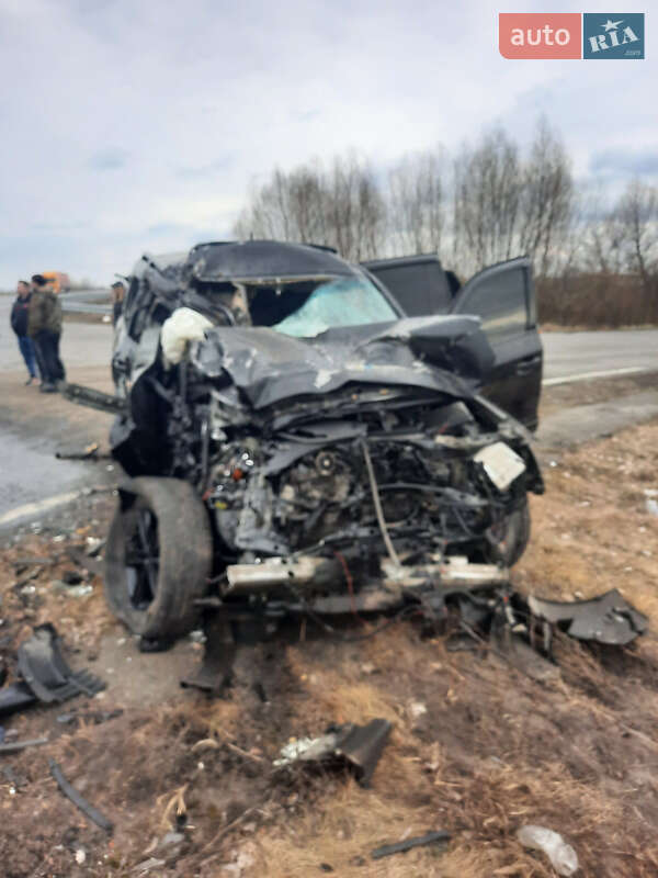 Внедорожник / Кроссовер Toyota Land Cruiser 2011 в Шостке