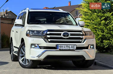 Внедорожник / Кроссовер Toyota Land Cruiser 2017 в Одессе