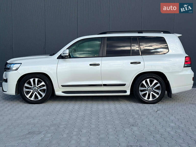 Внедорожник / Кроссовер Toyota Land Cruiser 2016 в Львове